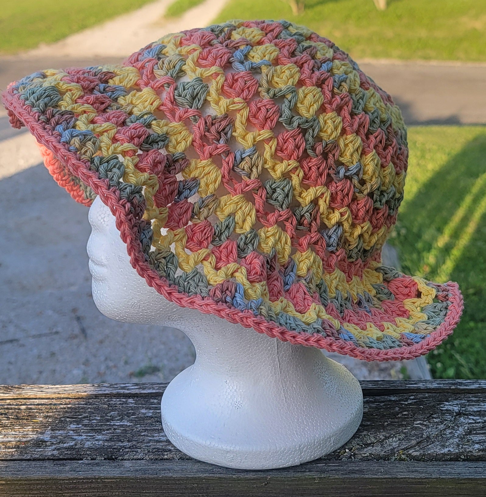 Bucket Hat